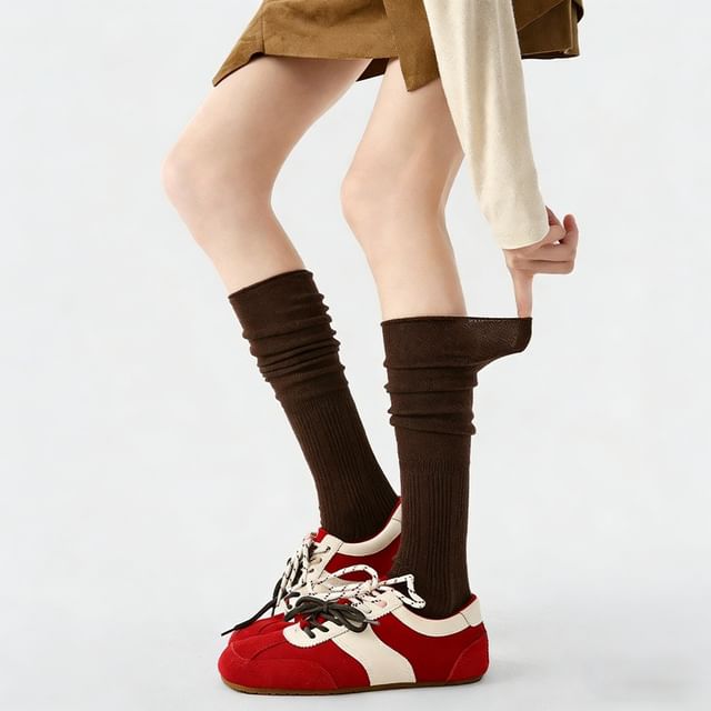 Gentiana-Plain Slouchy Knee High Socks