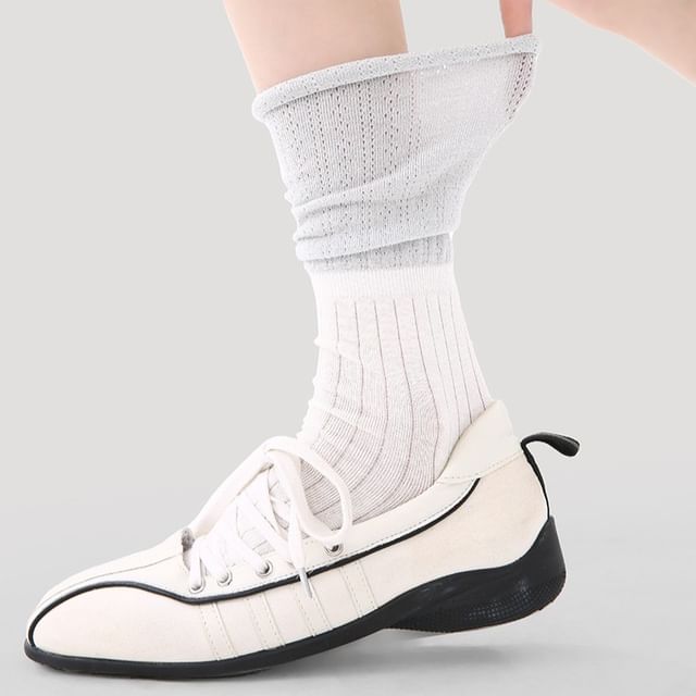 Gentiana-Two Tone Crew Socks
