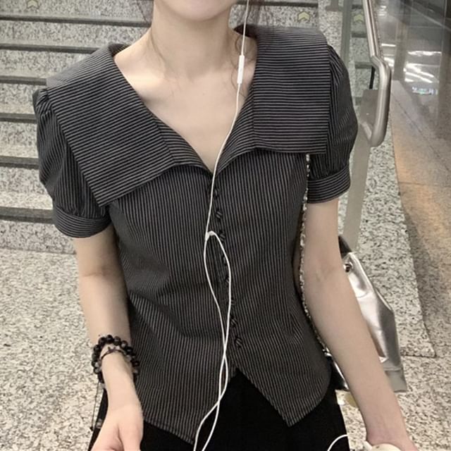 Gilmort-Short-Sleeve Collared Striped Button-Up Blouse