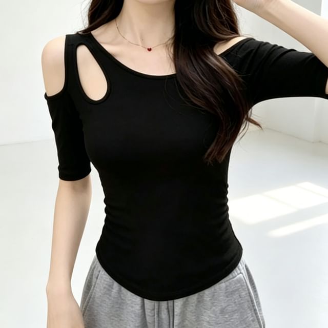 Gilmort-Short-Sleeve Cutout Asymmetrical Plain Top