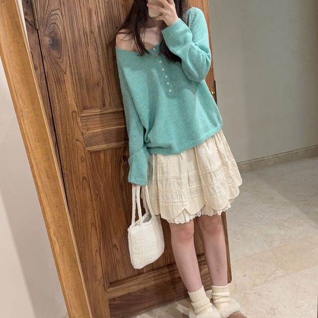 Glotto-Long Sleeve Scoop Neck Plain Button Knit Top