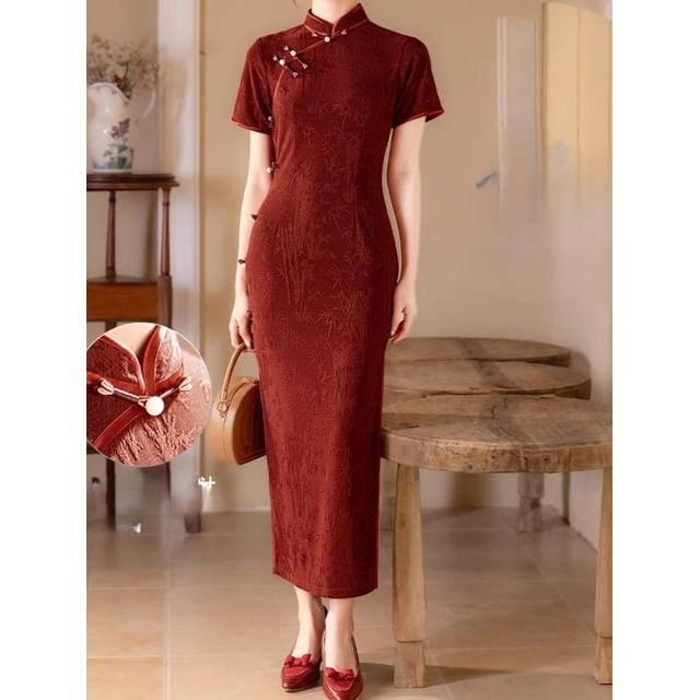 green emerald velvet dress Tawna Open Stitch Midi Dress main image 0