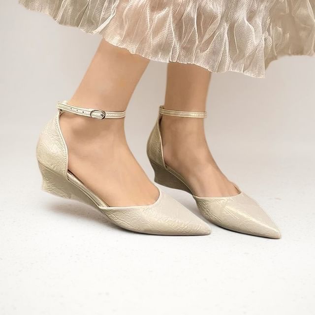Gordong-Wedge Heel Plain Pointed Sandals