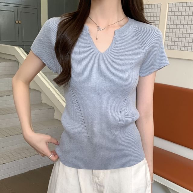 GOUB-Short-Sleeve V-Neck Plain Knit Top