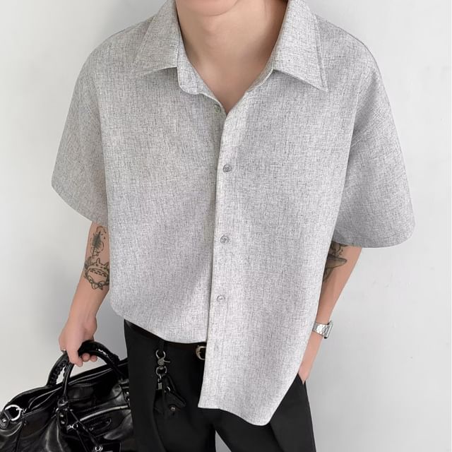 GRAYCIOUS-Short-Sleeve Plain Shirt
