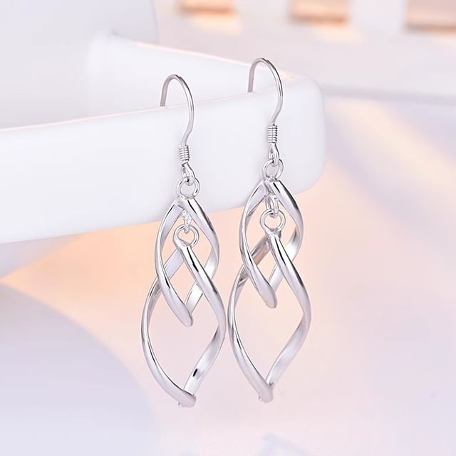 Halfla-Swirl Drop Earring