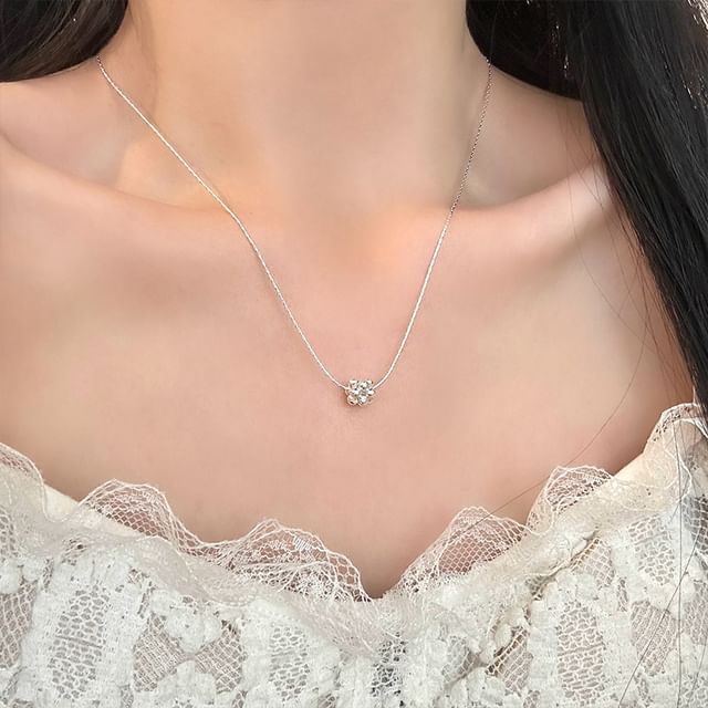 Hansha-Bead Pendant Alloy Necklace