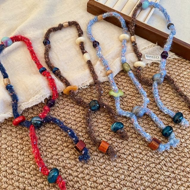 Hansha-Bead Yarn Necklace