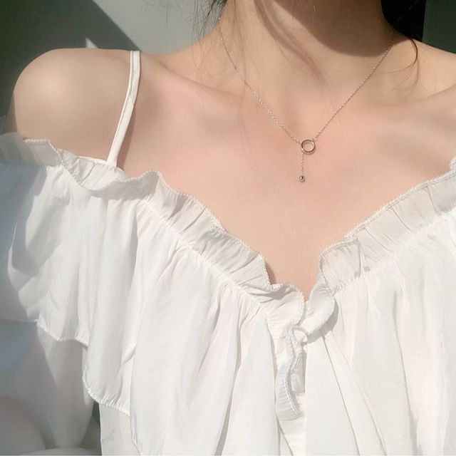 Hansha-Circle Pendant Necklace