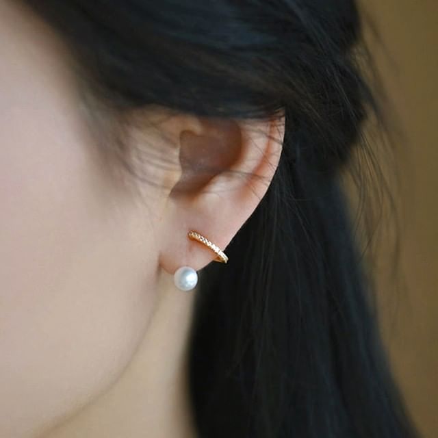 Hansha-Faux Pearl Alloy Ear Cuff