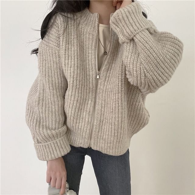 Happo-Crew Neck Zip-Up Plain Chunky Knit Cardigan