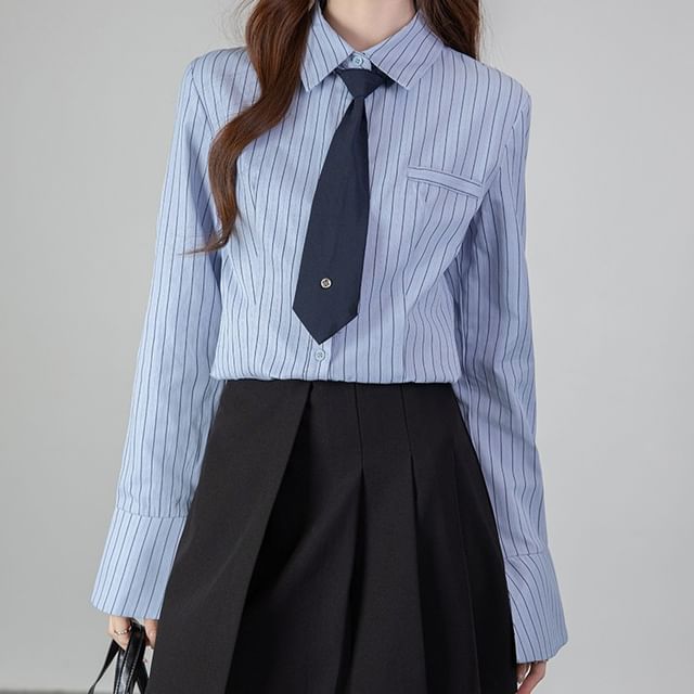 Happo-Set Long-Sleeve Collared Pinstriped Button-Up Blouse Necktie