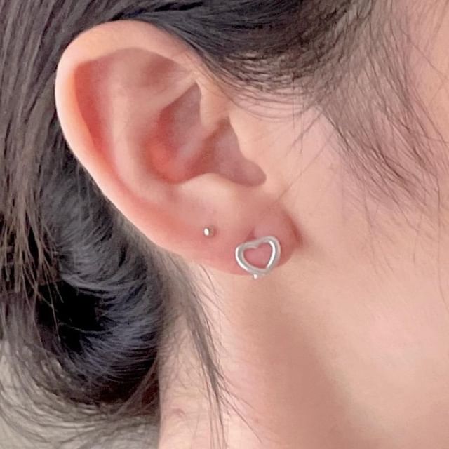 Harlera - S925 Sterling Silver Heart Ear Cuff | YesStyle