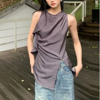 haruokiea-Sleeveless Round Neck Plain Ruched Slit Top