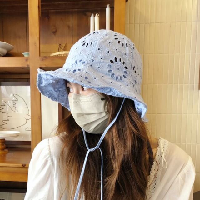 HATHOT-Eyelet Lace Bucket Hat