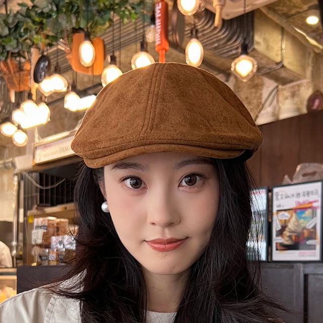 Hatrix-Faux Suede Beret