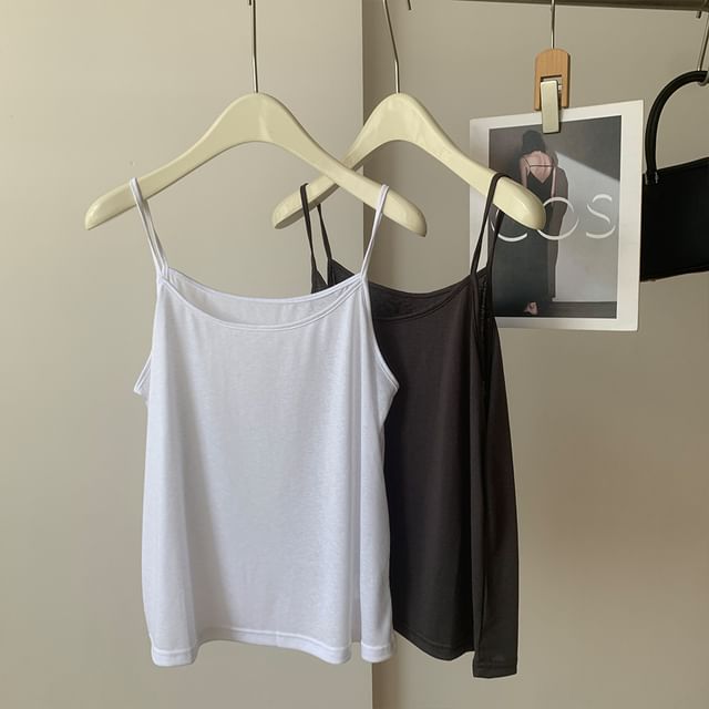 Heiti-Spaghetti Strap Scoop Neck Plain Camisole Top
