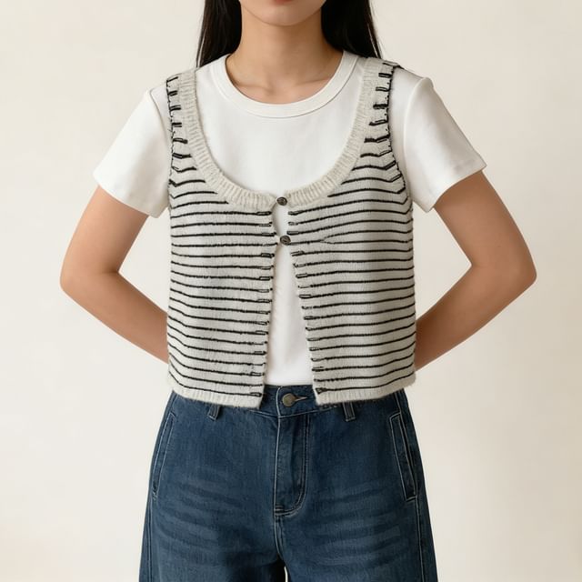 Heiti-U-Neck Striped Button-Up Sweater Vest