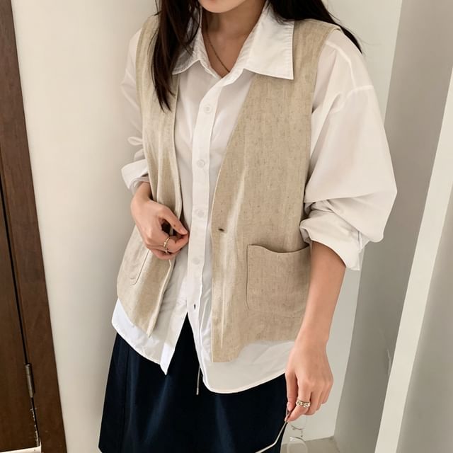 Heiti-V-Neck One Buttoned Plain Vest