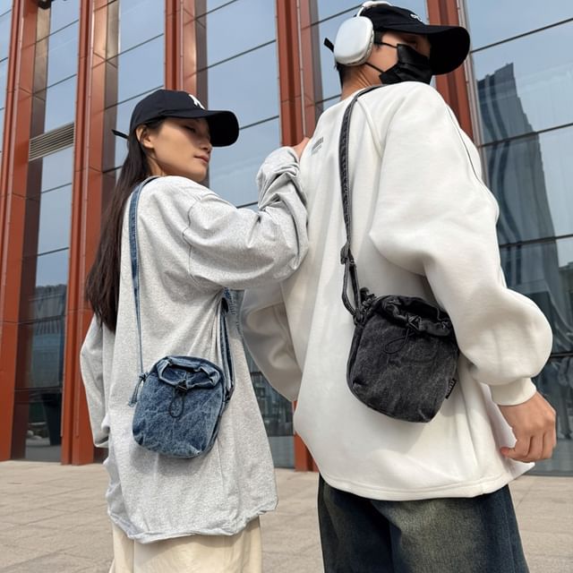 Hikuozy-Drawstring Denim Mobile Phone Crossbody Bag
