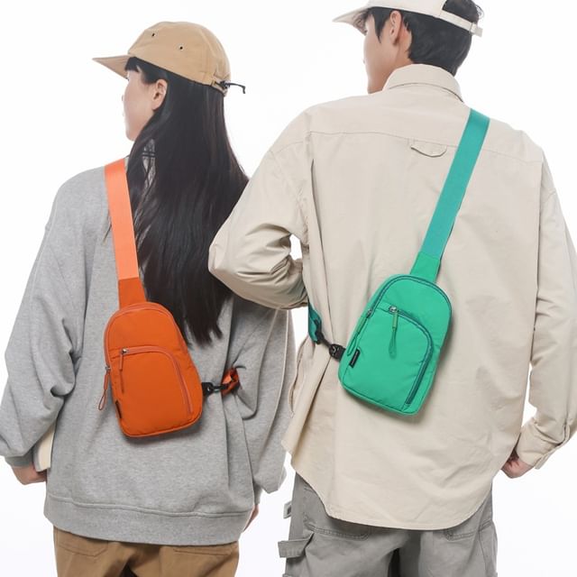 Hikuozy-Plain Nylon Sling Bag