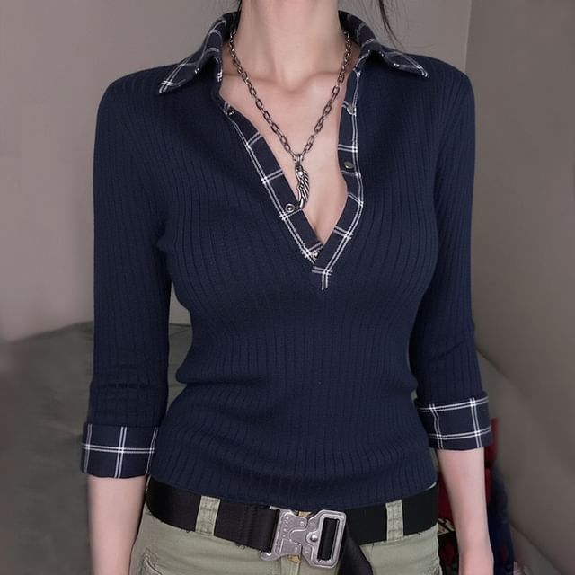 Honet-34 Sleeve Collared Plaid Mock Two Piece Button Ribbed Top
