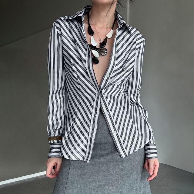 Honet-Long Sleeve Collared Stripe Shirt