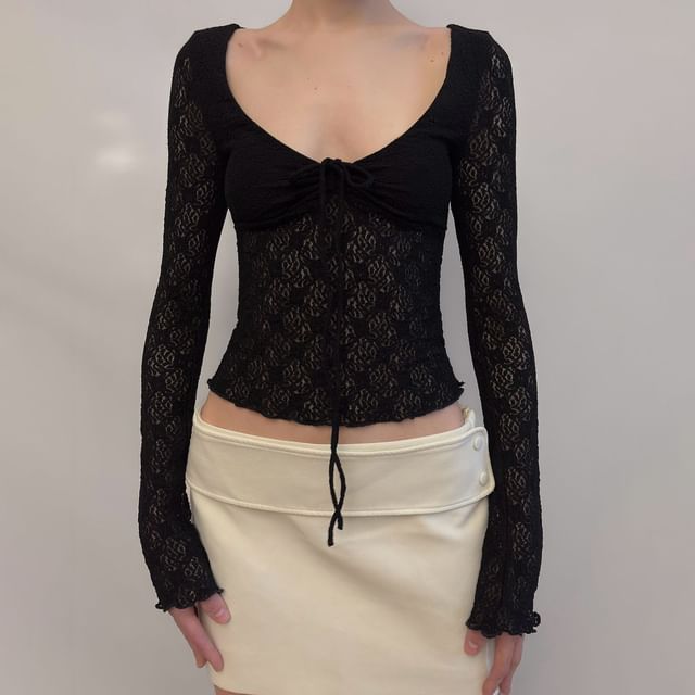 Honet-Long-Sleeve Scoop Neck Lace Crop Top