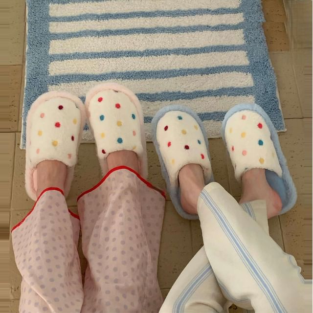 Honkizz-Dotted Fluffy Home Slippers