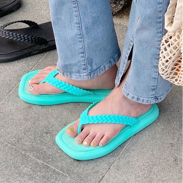 Honkizz-Plain Flip Flops