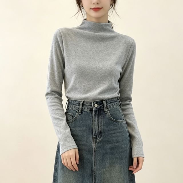 HYAKU-Long Sleeve Mock Neck Plain Ruched Top