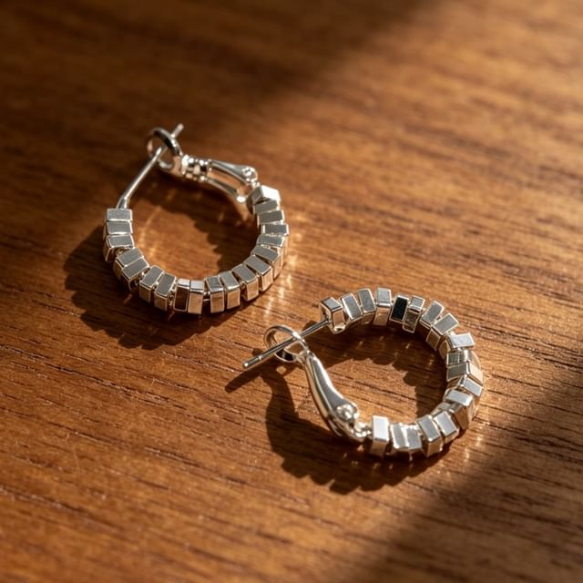 Hyeeun-Beaded Hoop Earring