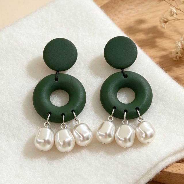 Hyeeun-Faux Pearl Dangle Earring
