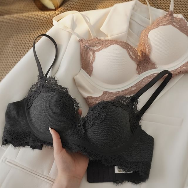 HYG Lingerie-Plain Panel Lace Wireless Bra