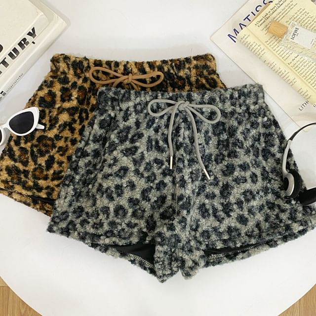 Iasia-Drawstring Waist Leopard Fleece Shorts