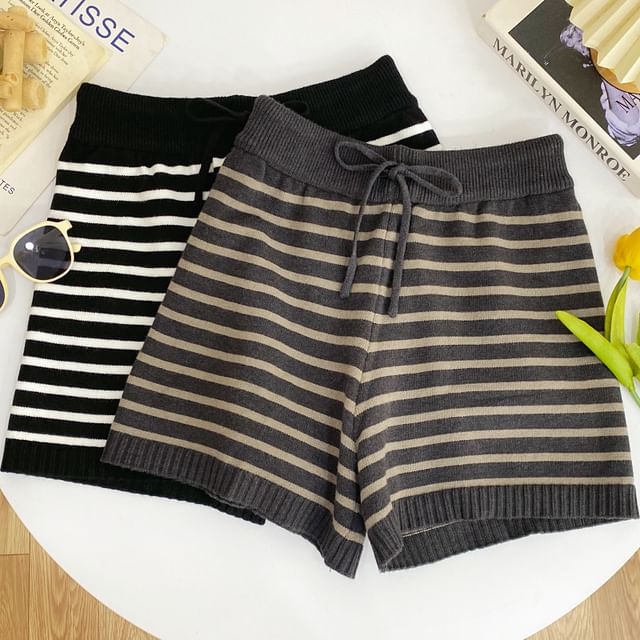 Iasia-High Waist Striped Shorts