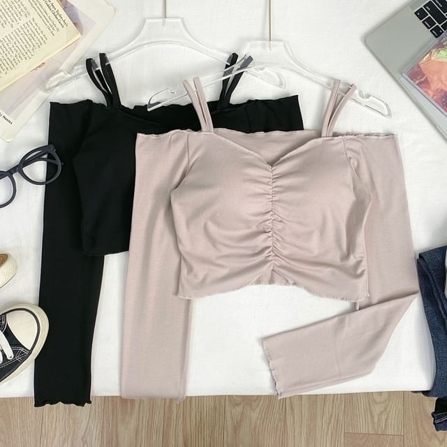 Iasia-Long Sleeve Cold Shoulder Plain Ruched Padded Top