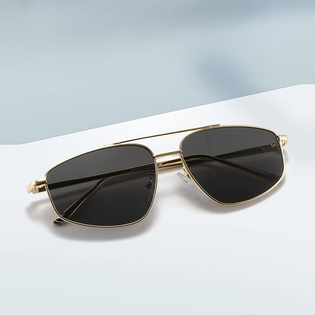 iLANURA-Thin Frame Pilot Sunglasses