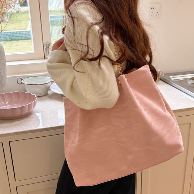 Indenis-Chained Strap Plain Tote Bag