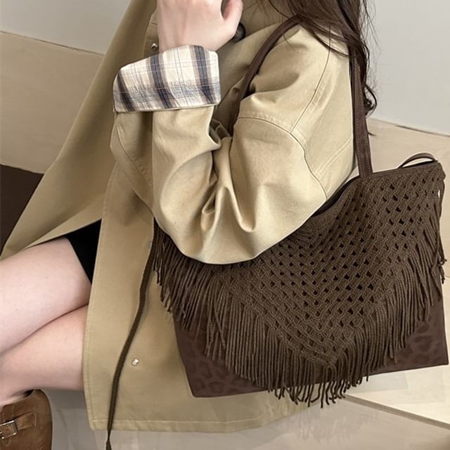 Indenis-Crochet Frayed Crossbody Bag