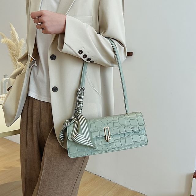 Indenis-Crocodile Grain Flap Shoulder Bag