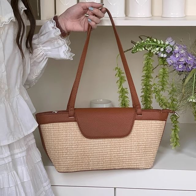 Indenis-Faux Leather Panel Structured Straw Tote Bag