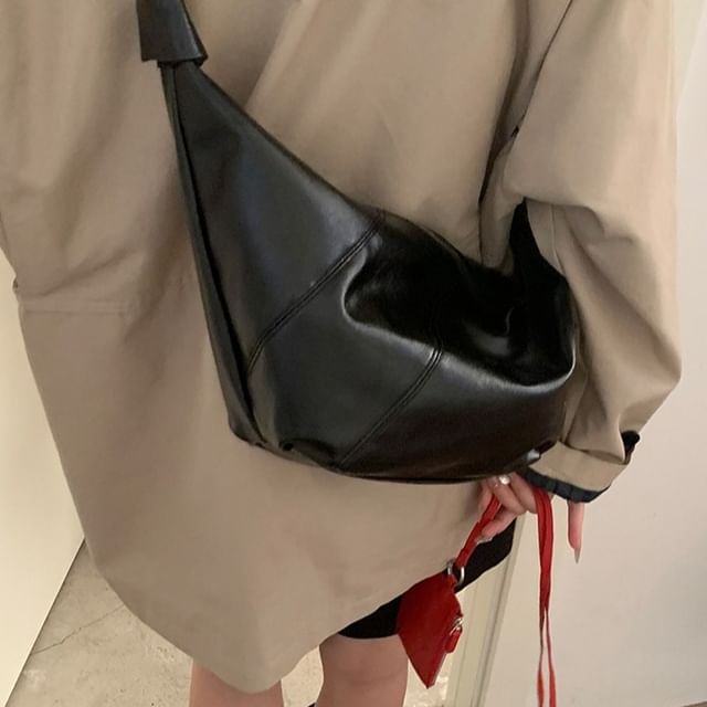 Indenis-Hobo Faux Leather Shoulder Bag