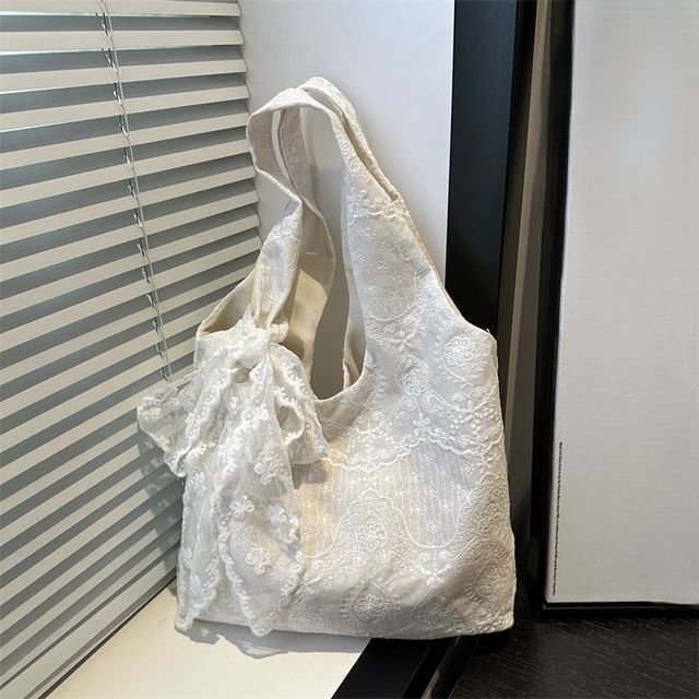 Indenis-Lace Embroidered Tote Bag