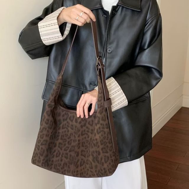 Indenis-Leopard Print Shoulder Bag