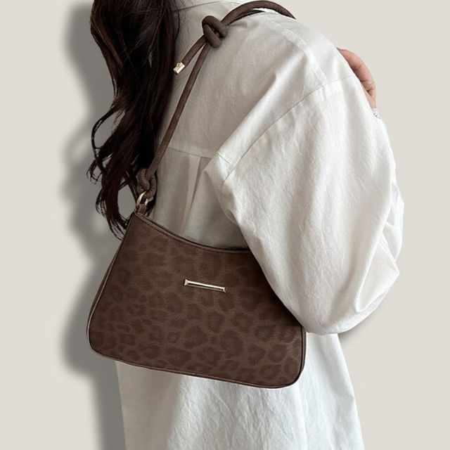 Indenis-Leopard Print Shoulder Bag
