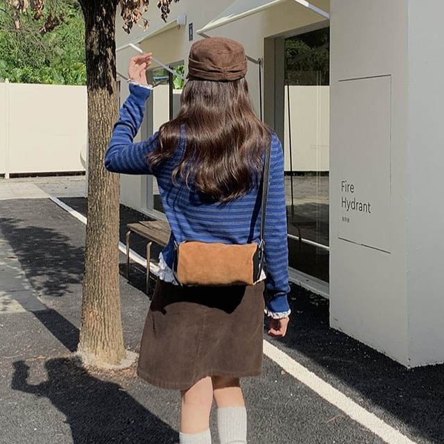 Indenis-Two Tone Barrel Shoulder Bag