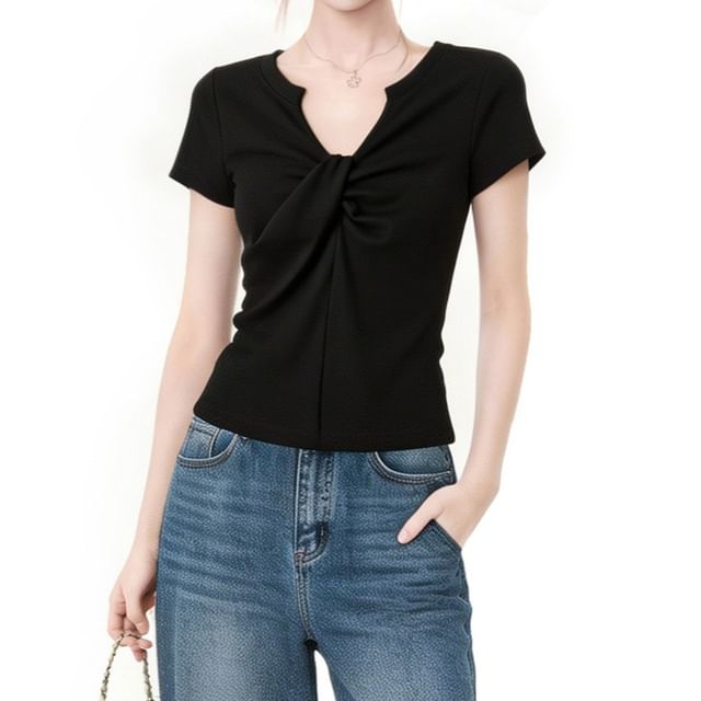 INEN-Short-Sleeve V-Neck Plain Crop Top
