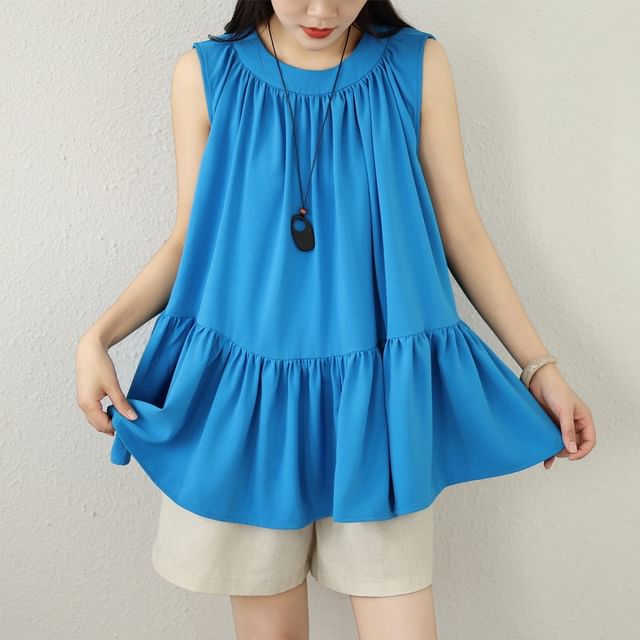 INEN-Sleeveless Crew Neck Plain Ruched Blouse