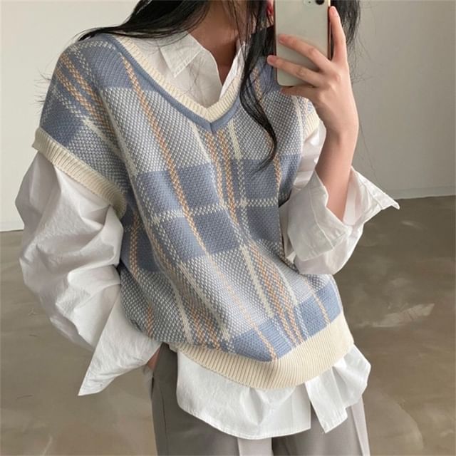 INEN-V-Neck Plaid Sweater Vest